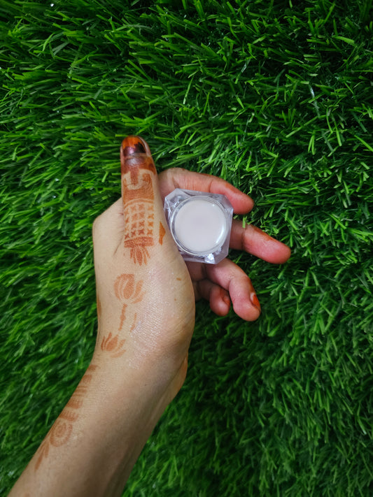 Plain Natural Lipbalm
